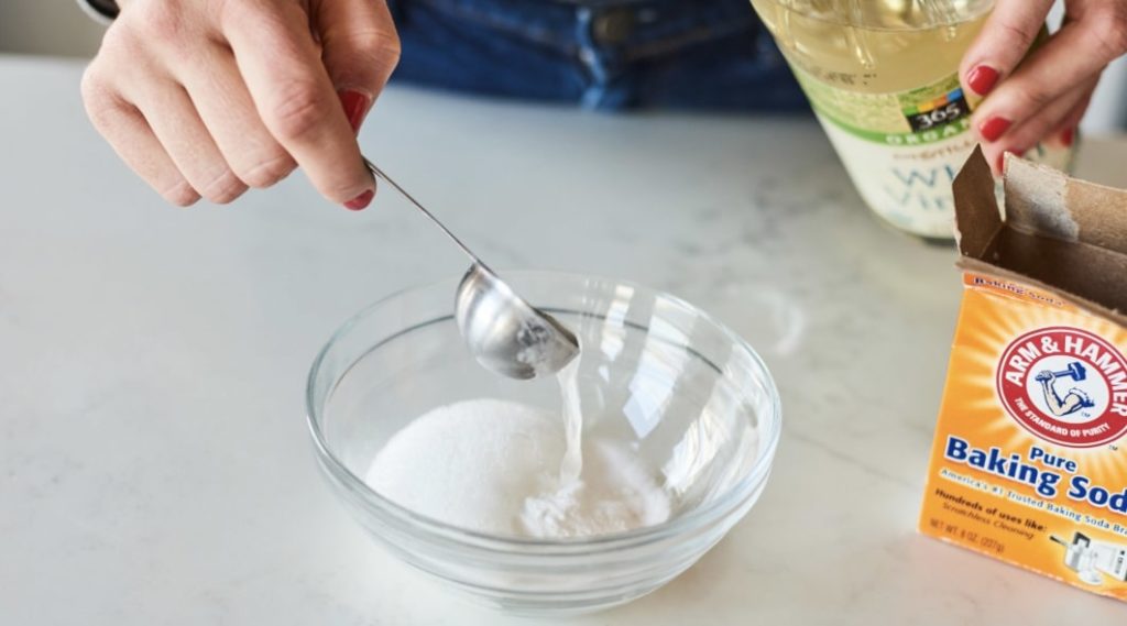 Baking Soda & Vinegar