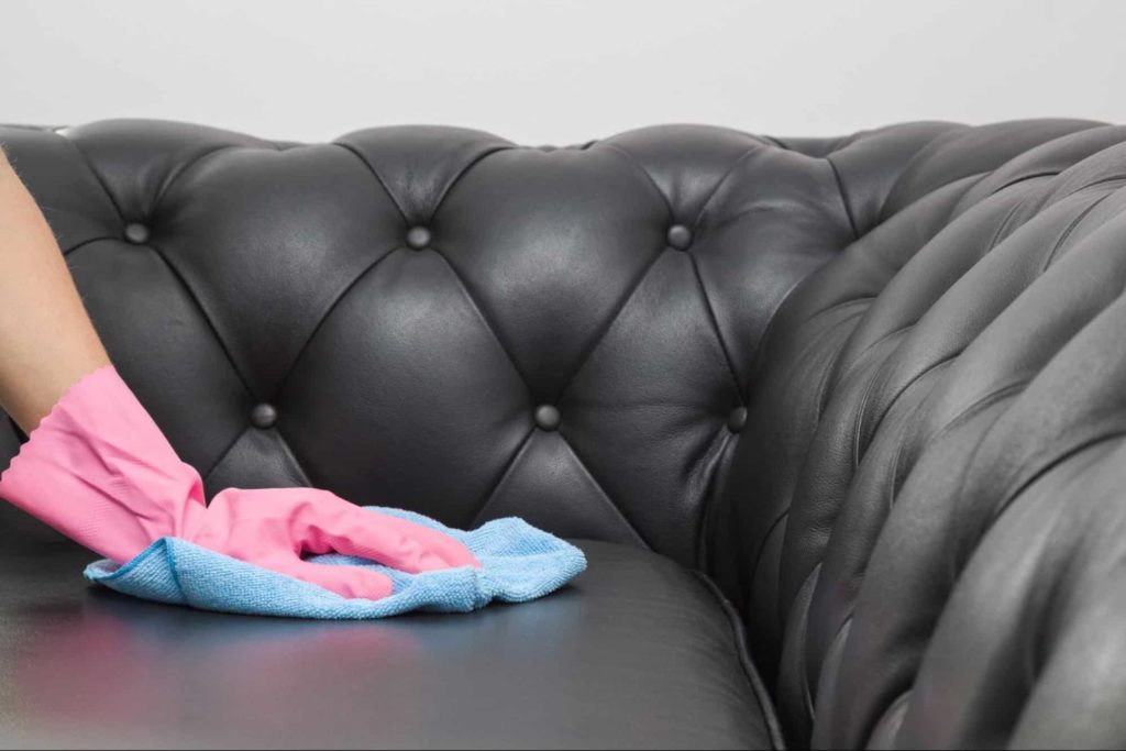 DIY Cleaning vs Professional Cleaning Service