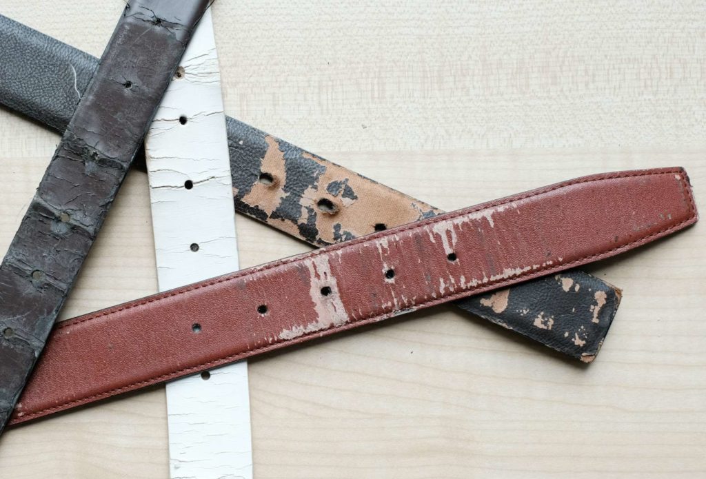Signs That Leather Items Cannot Be Used Anymore