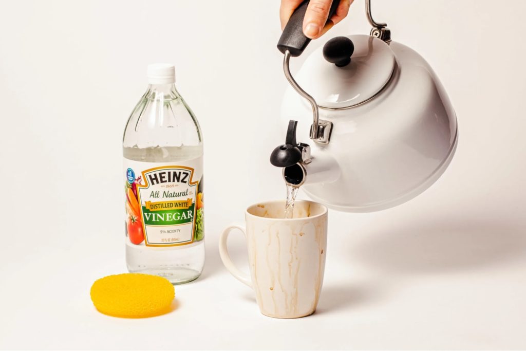 Boiling Water and White Vinegar